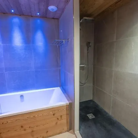 Blue Moon Chalet